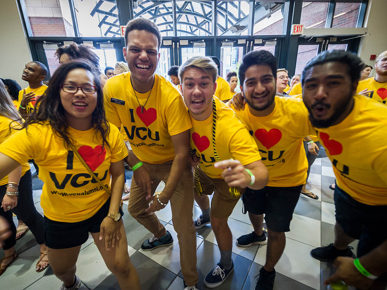 Students wearing I love VCU shirts